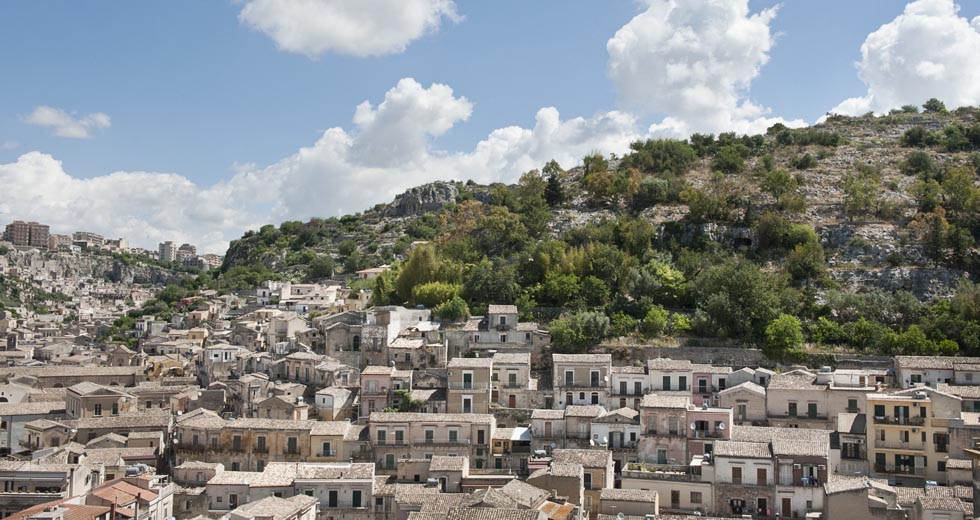 Scopri Modica - en Veduta del quartiere San Paolo Maddalena Migliore