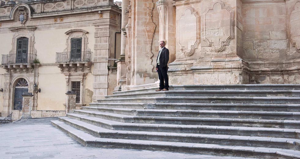 Scopri Modica - en Scalinata d'ingresso Maddalena Migliore