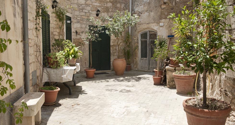 Scopri Modica - en  Maddalena Migliore